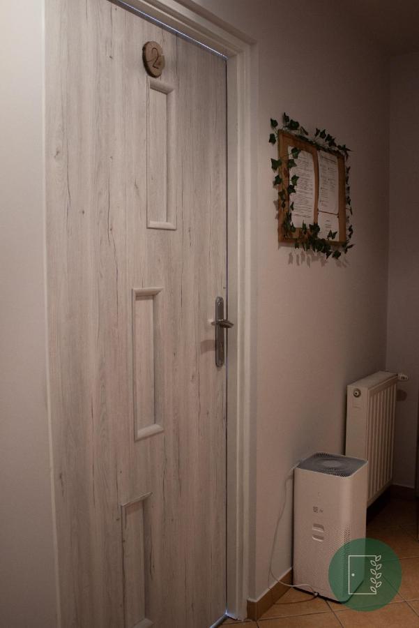 Zielone Drzwi Apartment Starachowice Exterior photo